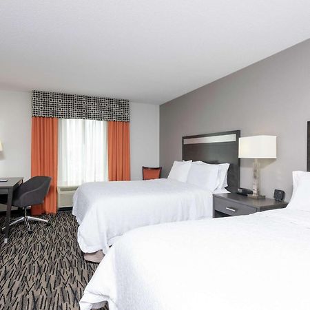 Hampton Inn Akron-South Exteriör bild