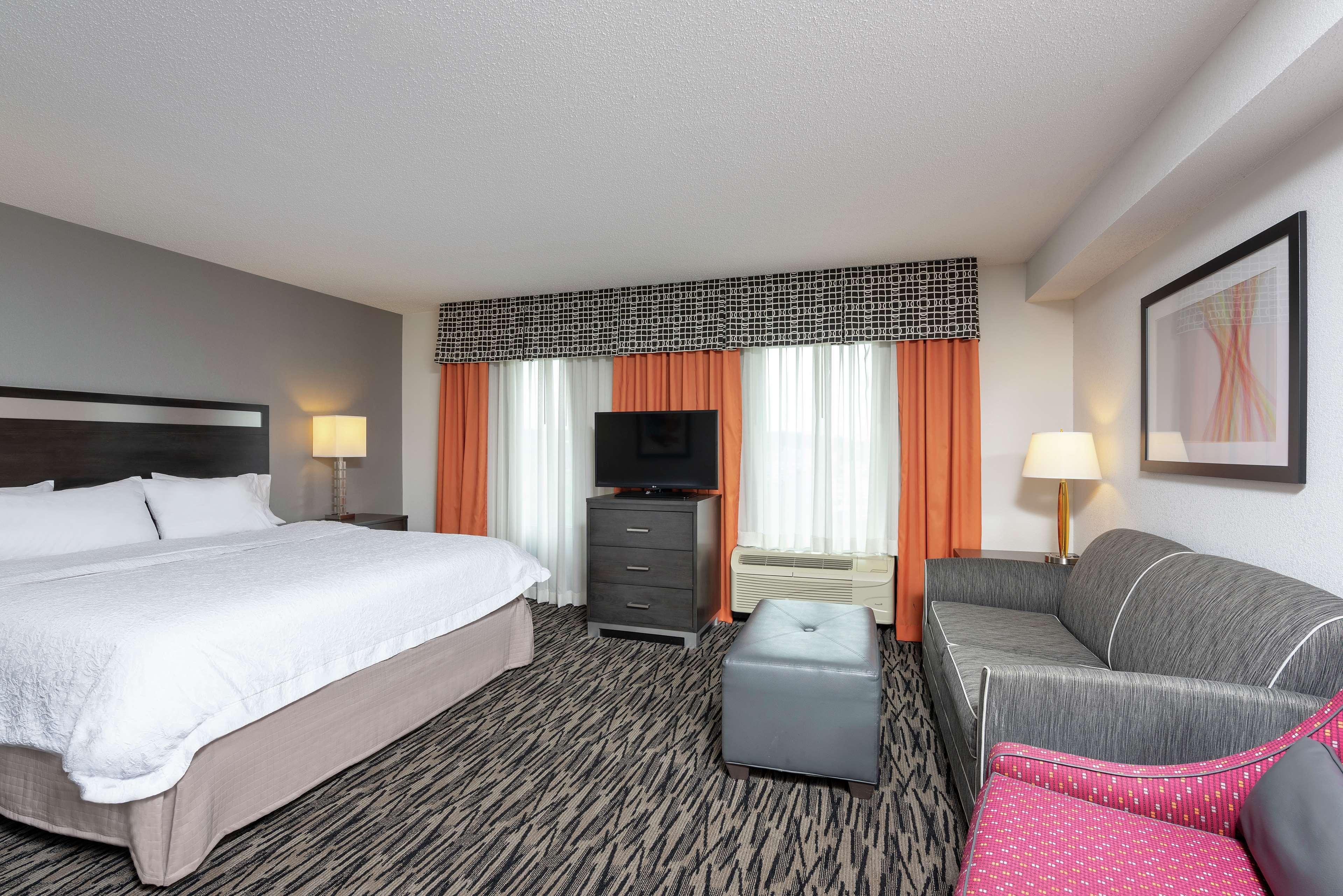 Hampton Inn Akron-South Exteriör bild