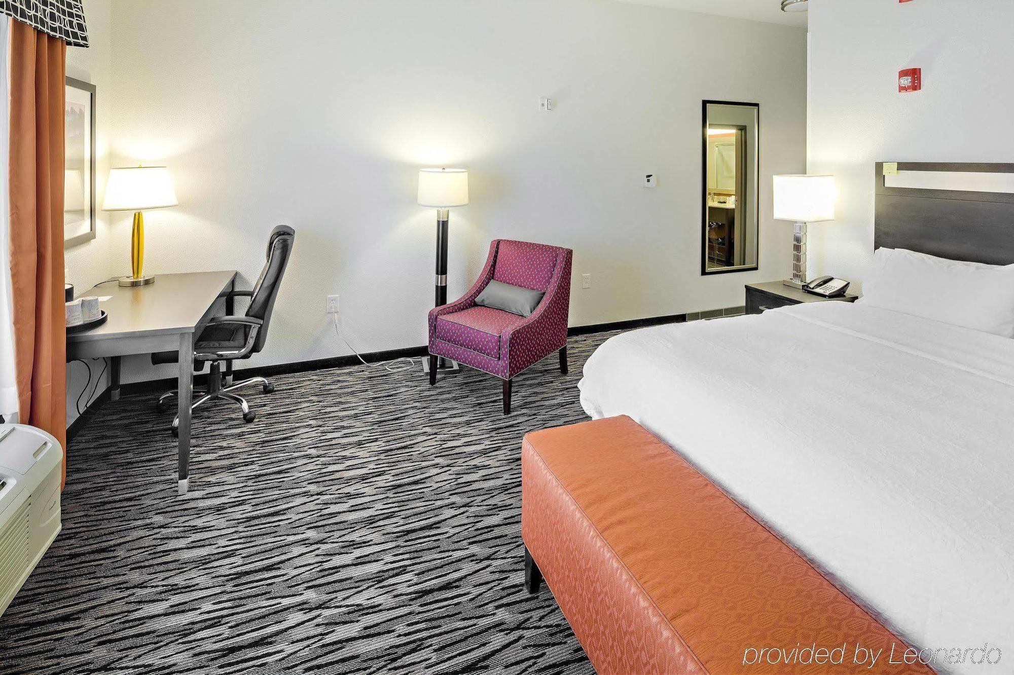 Hampton Inn Akron-South Exteriör bild